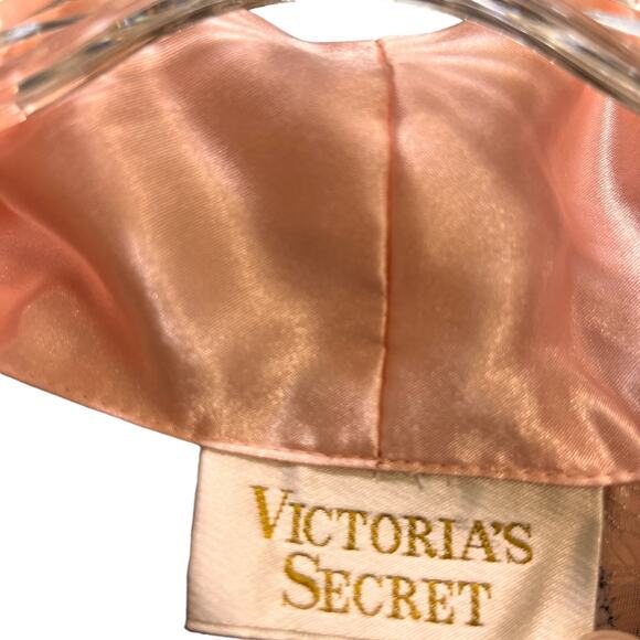 Vintage Victoria Secret Gold Label  Floral Pink Pajama Sleep Top - Picture 4 of 12